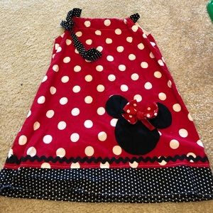 Adorable pillowcase dress Minnie Mouse!